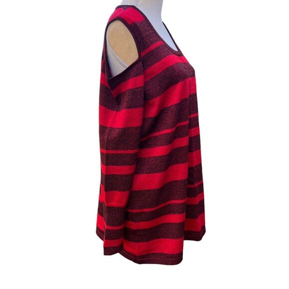 Questions Women's Red & Black Striped Cold Shoulder Sweater 2X metallic thread - Picture 3 of 13
